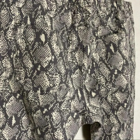 Urban Outfitters mens XL snakeskin print joggers with side & rear pockets - Picture 9 of 9